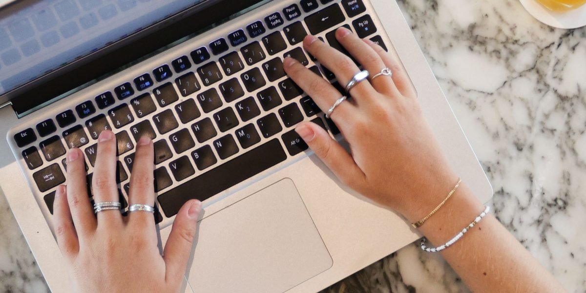This article explains what search engine marketing (SEM) really means for small businesses and why a clear definition matters for smarter spending and faster re...