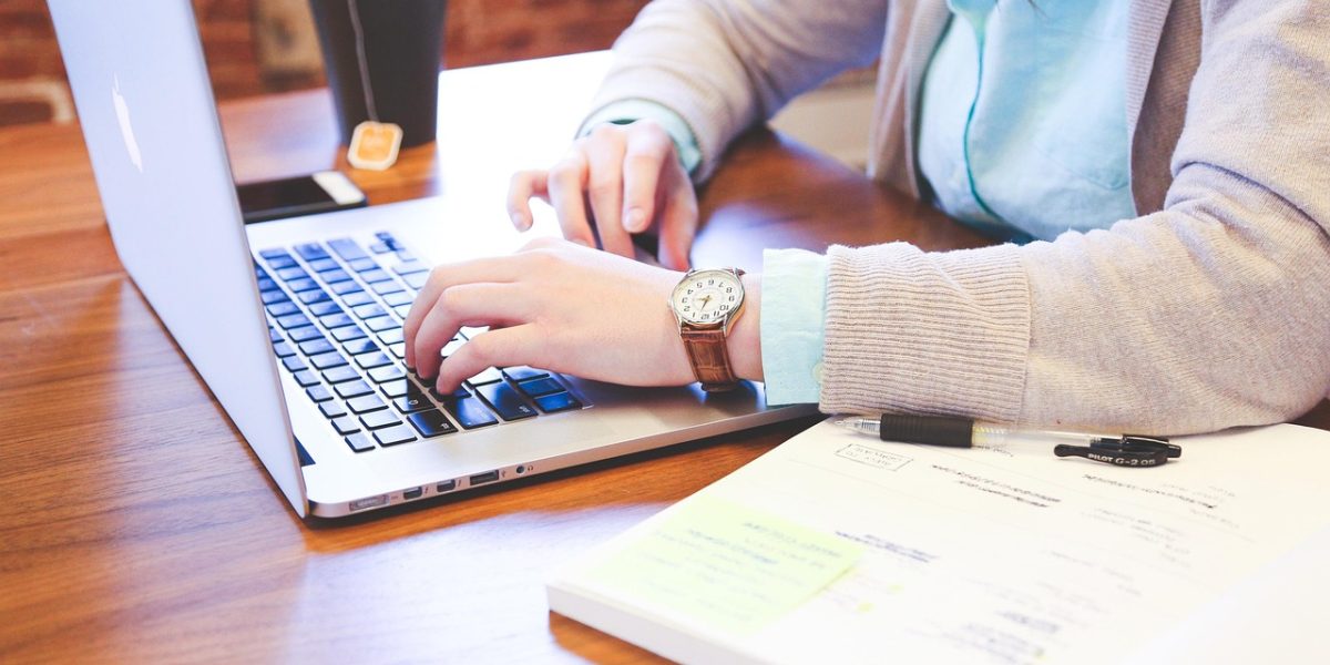 This article explains why Google digital marketing courses are a high-value, low-cost option for small and mid-sized businesses in 2026 and walks you through ho...