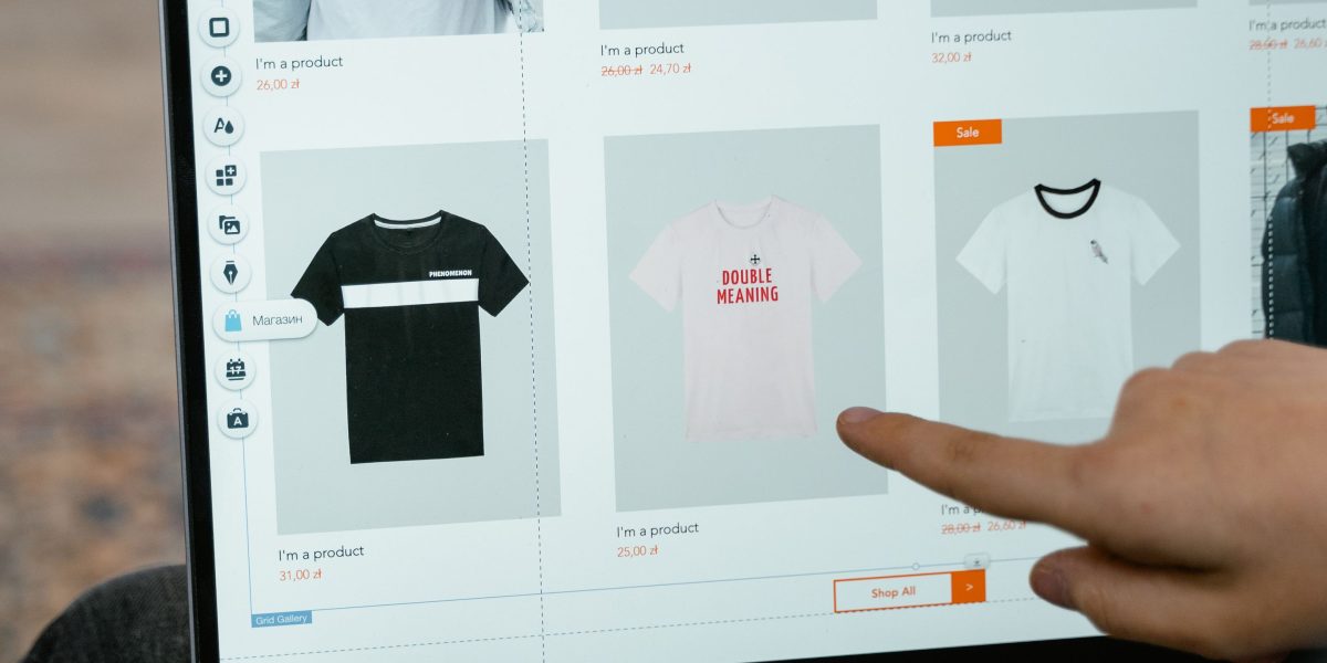 A person finds clarity and ease of use on a well-designed website, fostering engagement.